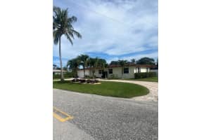 7524 Pine Tree Lane, Lake Clarke Shores, FL 33406 Sold 03/29/24