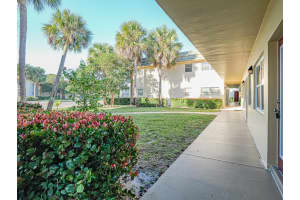 28 Vista Gardens Trail 103, Vero Beach, FL 32962 Sold 03/22/24