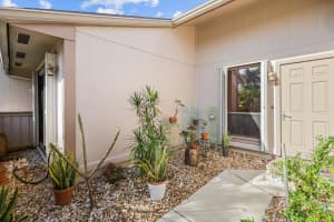 14 Walcott Drive, Boynton Beach, FL 33426 Sold 03/15/24