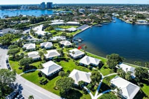 11587 Lost Tree Way Cottage #15, North Palm Beach, FL 33408 Sold 04/29/24