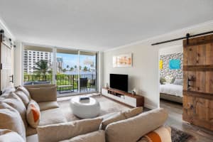 1801 S Flagler Drive 404, West Palm Beach, FL 33401 Sold 04/16/25