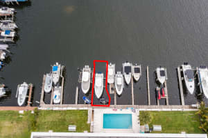 312 Northlake Drive 306, North Palm Beach, FL 33408 Sold 04/15/24