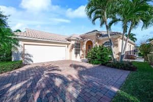 8317 Xanthus Lane, Wellington, FL 33414 Sold 04/02/24