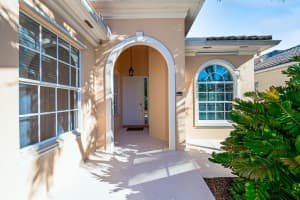 8317 Xanthus Lane, Wellington, FL 33414 Sold 04/02/24