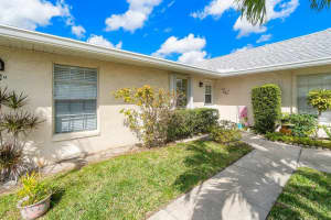 449 Franconia Circle B, Lake Worth, FL 33467 Sold 04/30/24