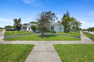 5621 Teakwood Road, Lake Worth, FL 33467 Sold 04/01/24