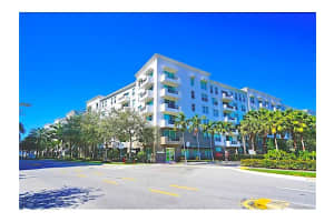 2421 NE 65th Street 501, Fort Lauderdale, FL 33308 Sold 05/03/24