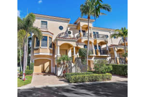 501 Del Sol Circle, Tequesta, FL 33469 Sold 05/20/24
