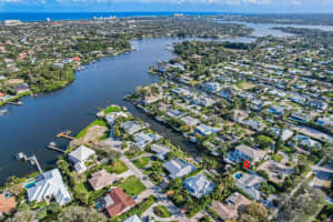 178 Country Club Drive, Tequesta, FL 33469 Sold 05/31/24