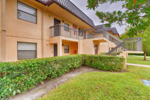 162 NW 92nd Avenue 103, Pembroke Pines, FL 33024 Sold 05/08/24