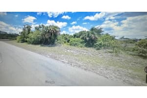 8045 Oakleaf Circle, LaBelle, FL 33935 Sold 09/30/24