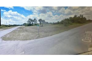 8045 Oakleaf Circle, LaBelle, FL 33935 Sold 09/30/24