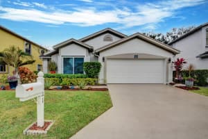 121 Hammocks Drive, Greenacres, FL 33413 Sold 03/29/24