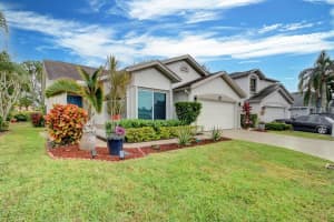 121 Hammocks Drive, Greenacres, FL 33413 Sold 03/29/24