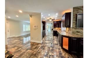 3045 S Seacrest Boulevard, Boynton Beach, FL 33435 Sold 06/20/24