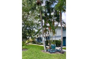2717 S Oakland Forest Drive 103, Oakland Park, FL 33309 Sold 06/05/24