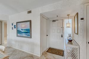 5188 Woodland Lakes Drive 234, Palm Beach Gardens, FL 33418 Sold 03/22/24