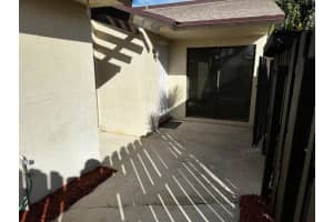2801 Waterview Circle, Palm Springs, FL 33461 Sold 09/10/24