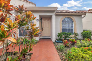 14418 Via Royale 1, Delray Beach, FL 33446 Sold 05/03/24
