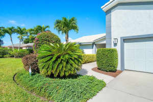 3365 Lakeview Drive, Delray Beach, FL 33445 Sold 07/01/24