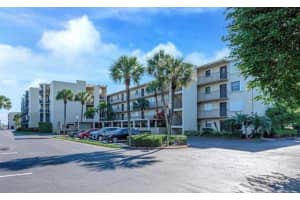 890 N Federal Highway 210, Lantana, FL 33462 Sold 03/08/24