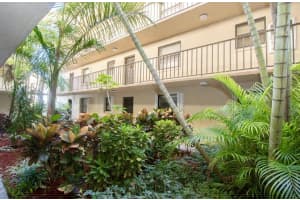 890 N Federal Highway 210, Lantana, FL 33462 Sold 03/08/24