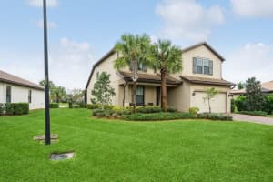 124 SE Courances Drive, Port Saint Lucie, FL 34984 Sold 07/29/24