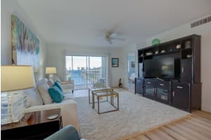 236 Castlewood Drive 307, North Palm Beach, FL 33408 Sold 06/28/24
