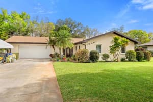 1040 40th Avenue, Vero Beach, FL 32960 Sold 05/20/24