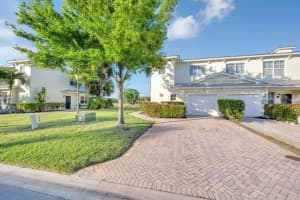 2538 Creekside Drive, Fort Pierce, FL 34981 Sold 05/17/24