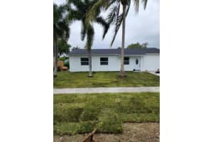 704 Oklawaha Street, Jupiter, FL 33458 Sold 03/14/24