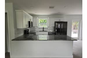 704 Oklawaha Street, Jupiter, FL 33458 Sold 03/14/24