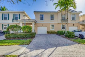 481 Capistrano Drive N, Palm Beach Gardens, FL 33410 Sold 03/29/24