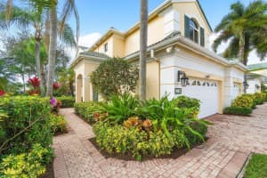 106 Palm Point Circle C, Palm Beach Gardens, FL 33418 Sold 03/29/24