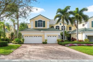 106 Palm Point Circle C, Palm Beach Gardens, FL 33418 Sold 03/29/24