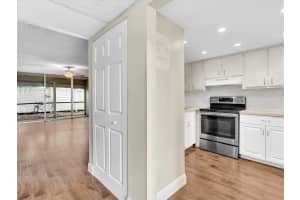 119 Royal Park Drive 1c, Oakland Park, FL 33309 Sold 03/29/24