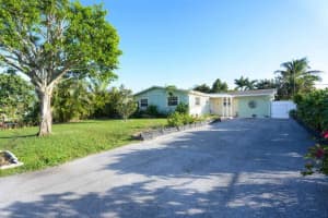 5646 Middlecoff Drive Drive, West Palm Beach, FL 33413 Sold 03/29/24