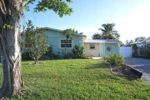 5646 Middlecoff Drive Drive, West Palm Beach, FL 33413 Sold 03/29/24