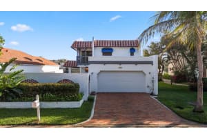 384 Captains Walk, Delray Beach, FL 33483, Sold 03/22/24