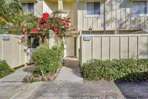 6270 Riverwalk Lane 3, Jupiter, FL 33458 Sold 05/28/24