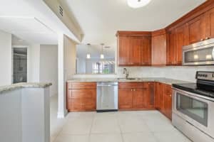 2871 N Ocean Boulevard D104, Boca Raton, FL 33431 Sold 03/29/24