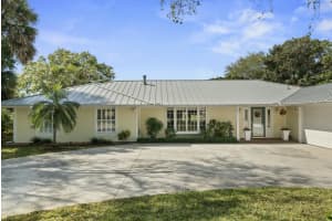 5270 SE Burning Tree Circle, Stuart, FL 34997 Sold 07/17/24