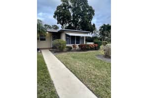 827 N North Drive Drive D, Delray Beach, FL 33445 Sold 05/06/24