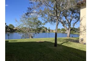 4632 NW 90th Avenue NW, Sunrise, FL 33351 Sold 04/15/24