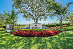 8193 Tailshot Ct, Greenacres, FL 33467, Sold 05/07/24