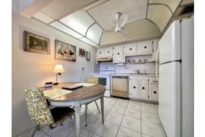313 Greenbrier B, West Palm Beach, FL 33417 Sold 01/27/25