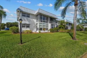 2929 SE Ocean Boulevard 115-1, Stuart, FL 34996 Sold 04/30/24