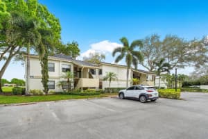 12830 Briarlake Drive 202, Palm Beach Gardens, FL 33418 Sold 05/23/24