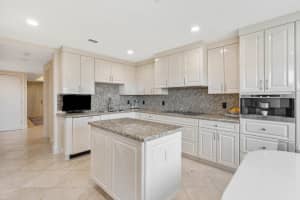 200 E Palmetto Park Road 401, Boca Raton, FL 33432 Sold 04/03/24