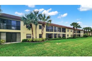 5219 Europa Dr m, Boynton Beach, FL 33437, Sold 03/22/24